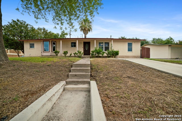 279 Chesswood, San Antonio