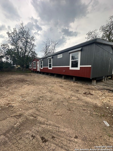 719 N Houston, Sabinal