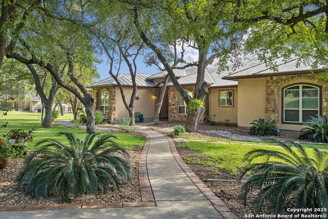 199 Shepherds Crook, Helotes