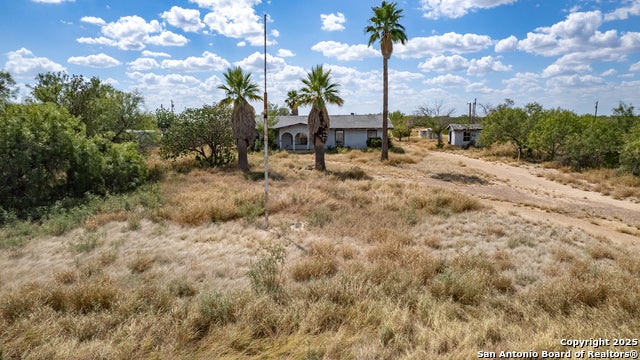 81 Martinez Lane, Carrizo Springs