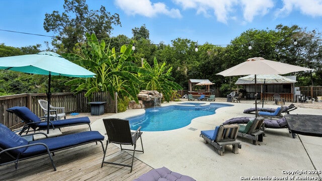 695 Albert, New Braunfels