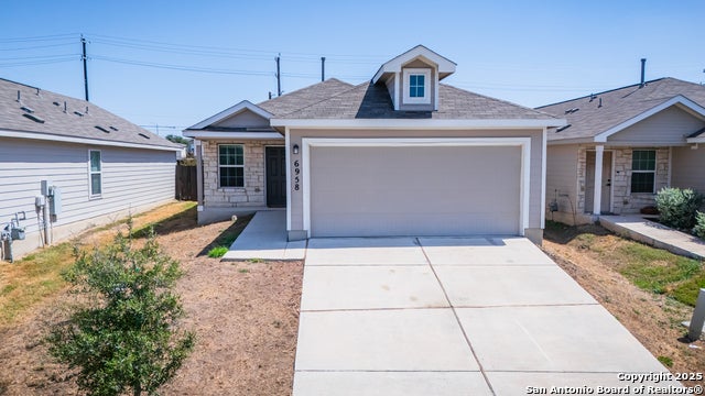 6958 Cozy Run, San Antonio