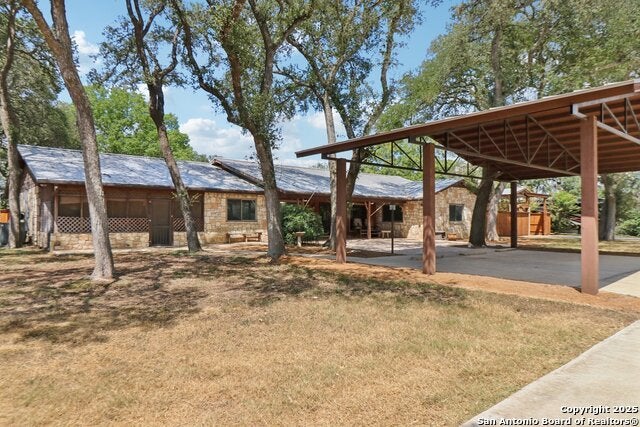 21195 Bat Cave, San Antonio