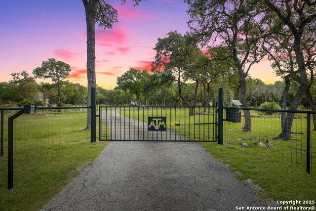 209 Sandy Oaks, Boerne