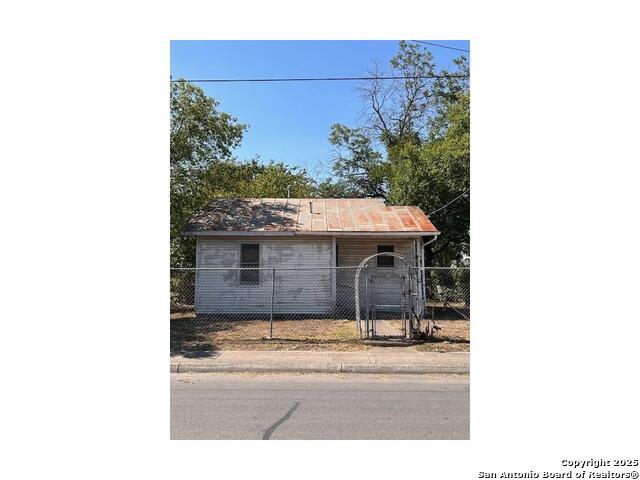 346 W Sayers, San Antonio