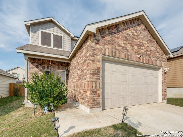 10427 Beachball, Converse