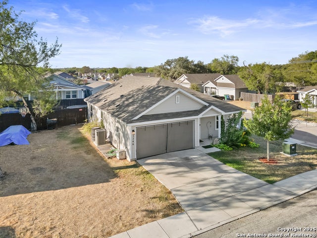 5746 Elm Valley, San Antonio