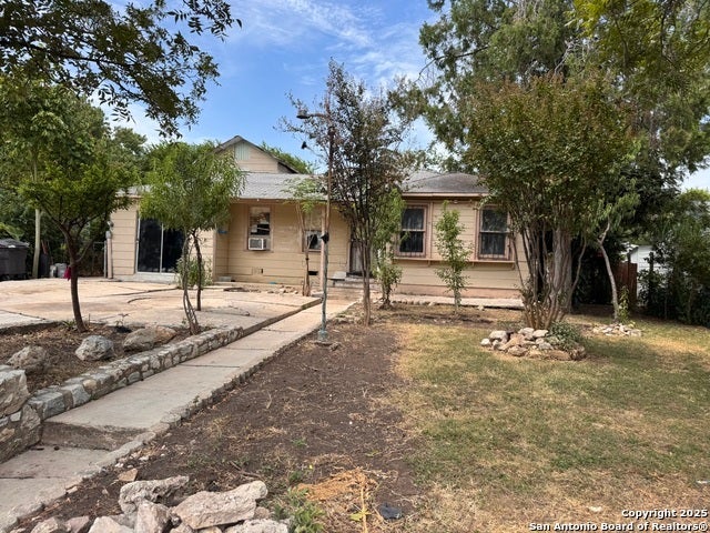 815 Edison, San Antonio