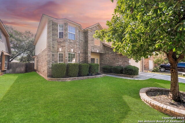 13002 Moselle, Helotes
