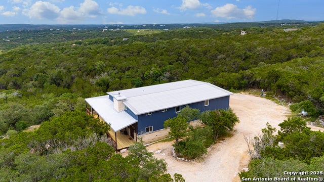 1724 Caprock, Helotes