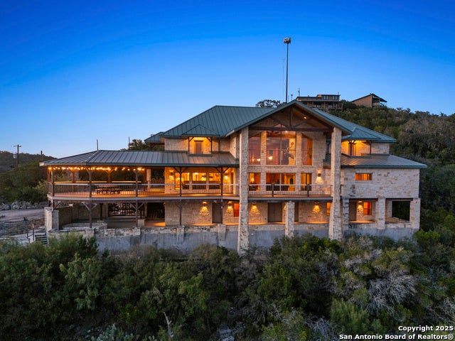 432 Cat Claw, ConCan