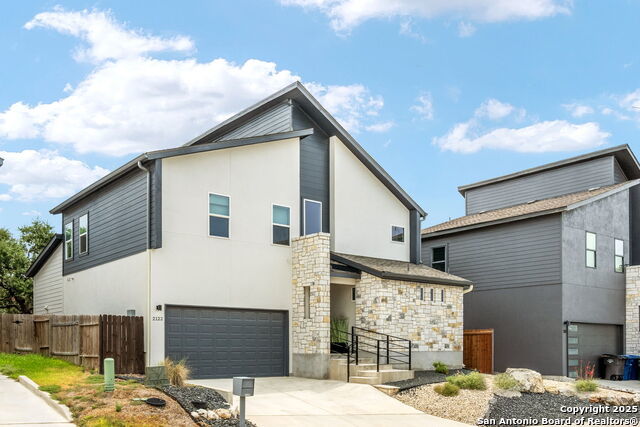 2122 Village, San Antonio