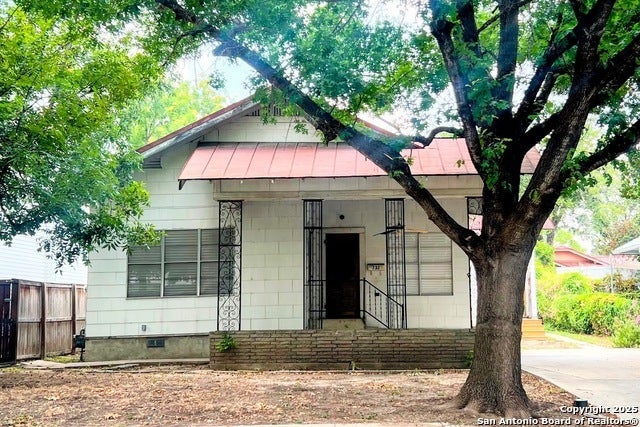 732 E Guenther St, San Antonio