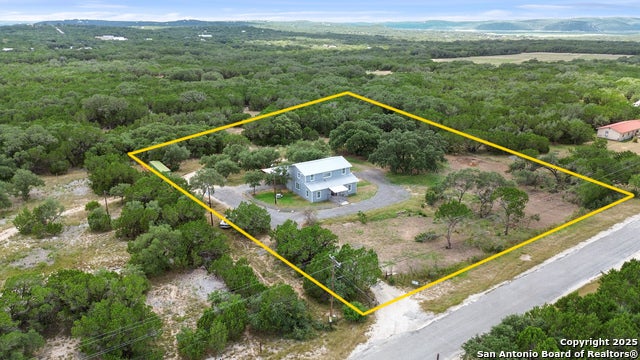 323 Lakeside, Lakehills