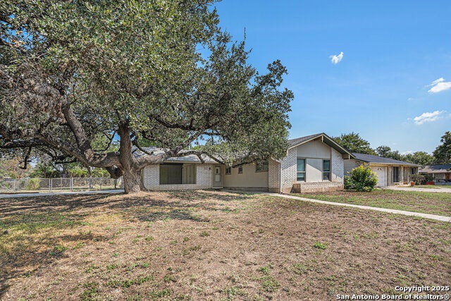 5951 Rainmaker Street, San Antonio