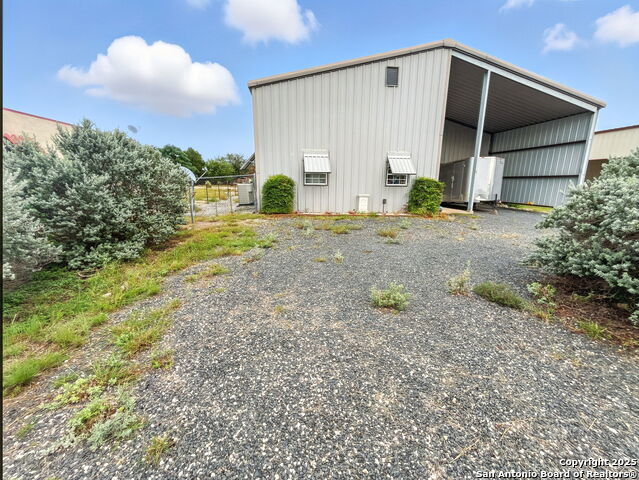 214 Star Ln, Pipe Creek