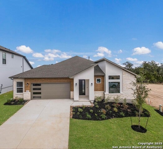 421 Fandango, Boerne