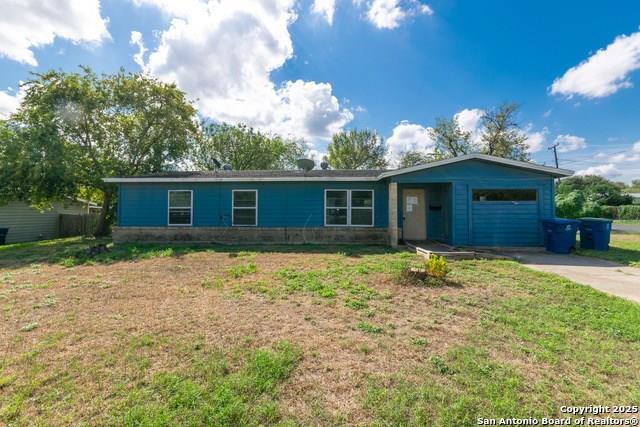 1500 E Bowie St, Beeville