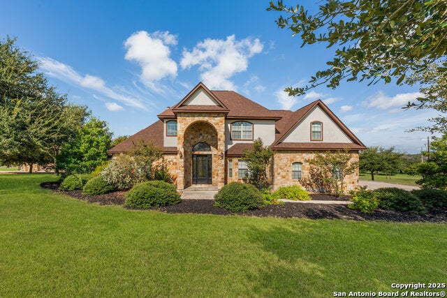 169 Abrego Lake, Floresville