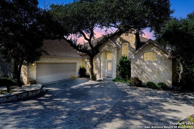 2663 Rim Oak, San Antonio