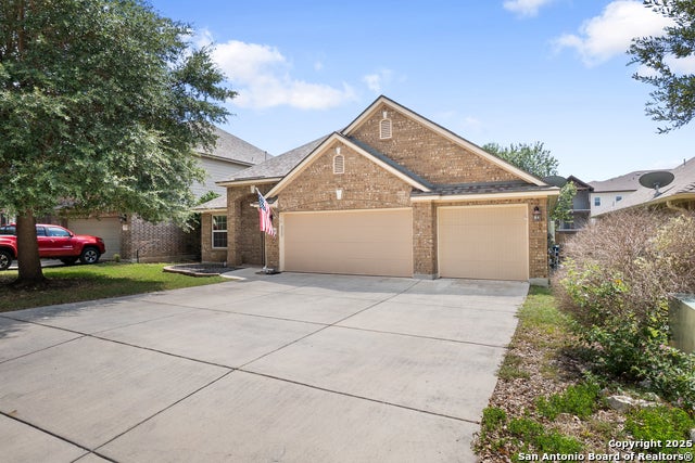 10728 Barnsford Ln, Helotes