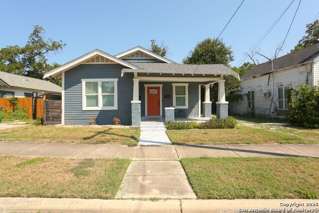 335 Helena Street, San Antonio