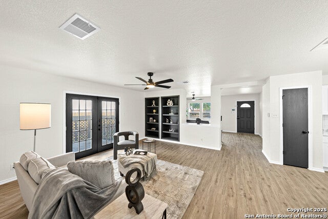 6619 Highland Grass, Converse