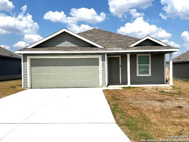 341 Crape Place, Jourdanton