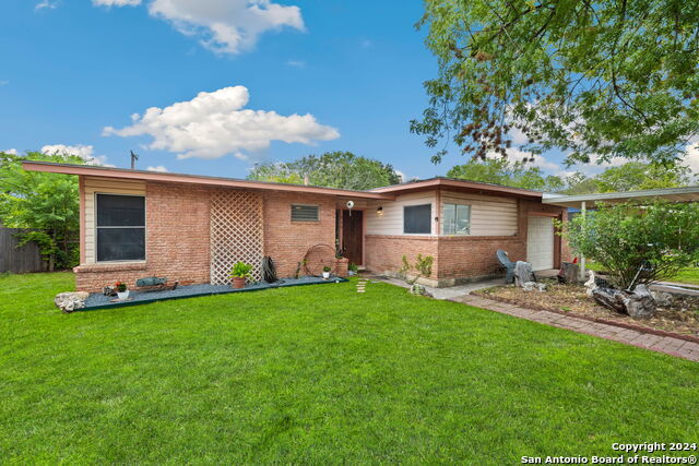 310 Radiance Dr, San Antonio