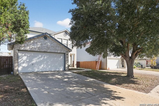 6447 Beech Trail, Converse