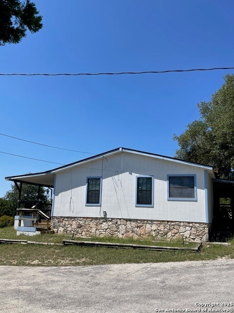 235 Scenic Pass, Pipe Creek