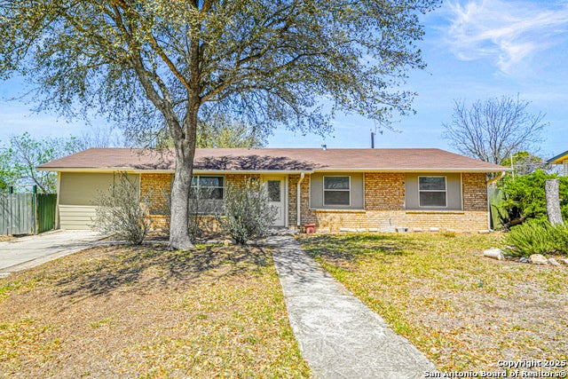 111 Lake Valley, San Antonio