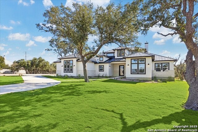 775 Maximino Ridge, Bulverde