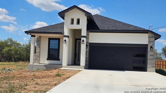 16123 Vaquero Dr, Atascosa