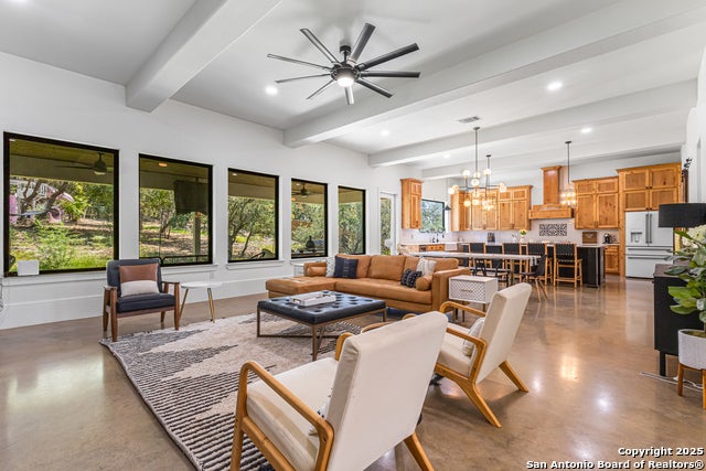 211 Spacious Sky, San Antonio