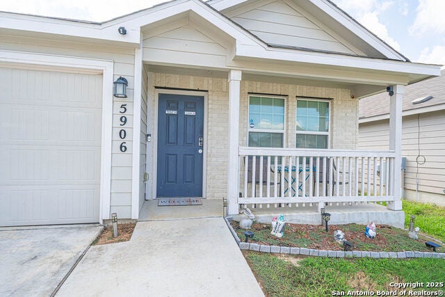 5906 Larkspur Vly, San Antonio