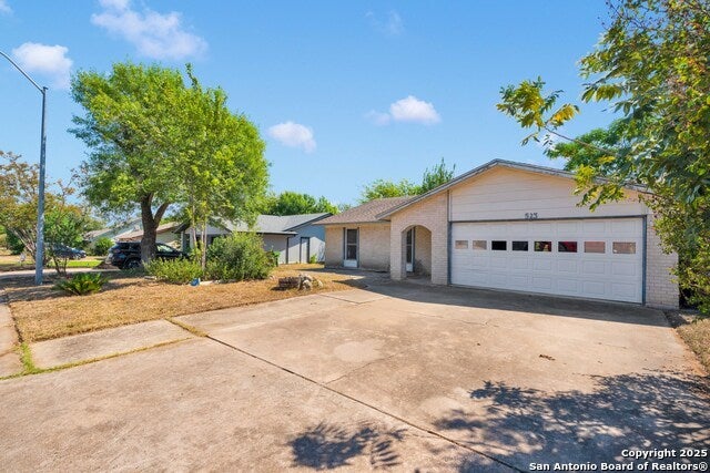 523 Chisholm Valley, Round Rock
