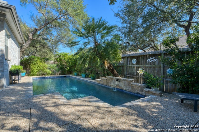 5302 Auburn Knoll, San Antonio