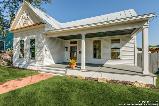 205 E Rische, San Antonio