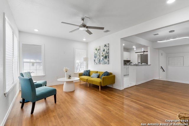 1927 W Ridgewood, San Antonio