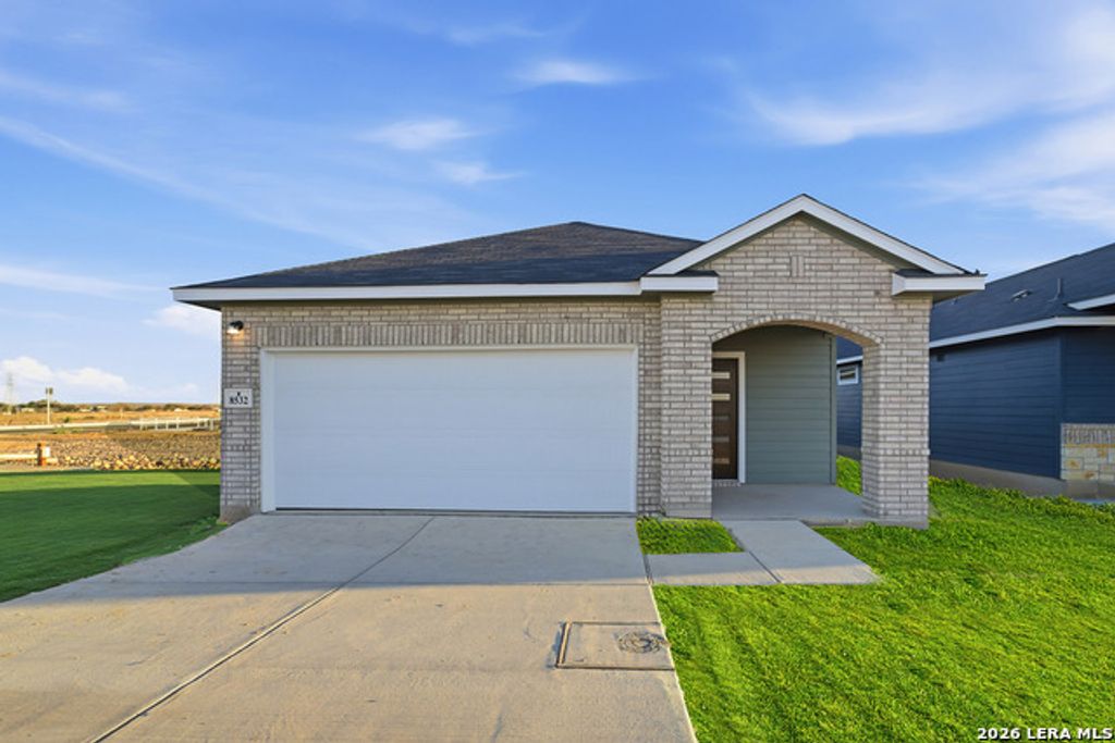 8532 Frostwood Heights, San Antonio