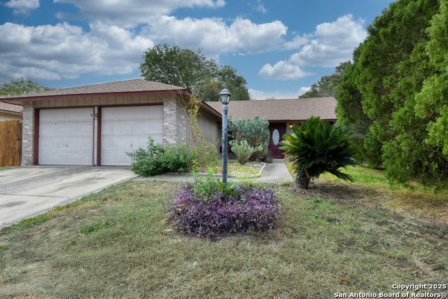 5818 Brambletree, San Antonio