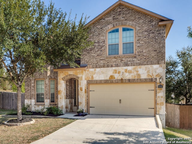 8702 Elkhorn, Boerne