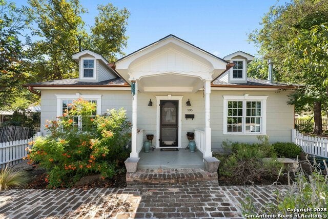 105 E. Centre St, Fredericksburg