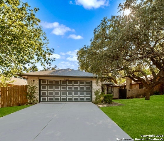 8806 Wickersham, San Antonio