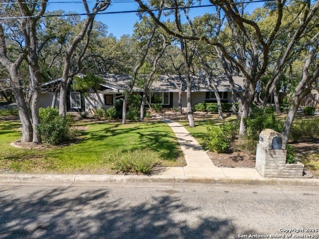 139 Canyon Creek, Hollywood Park