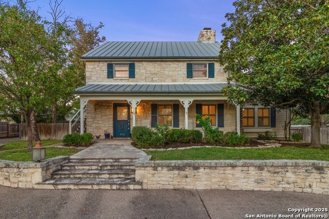612 W San Antonio St, Fredericksburg