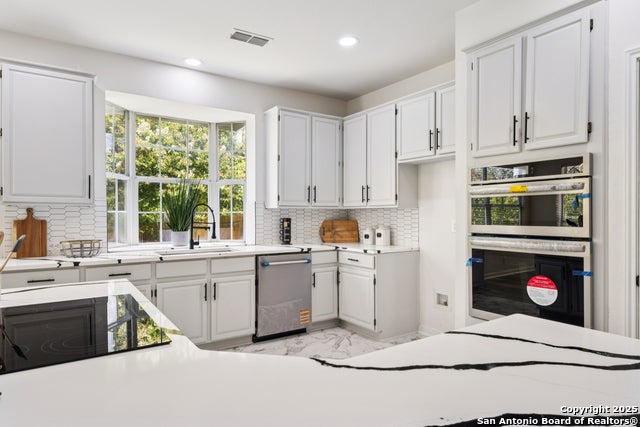 2023 Flint Oak, San Antonio