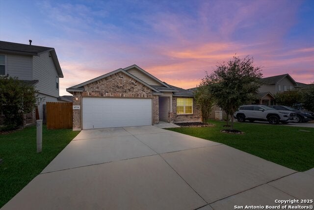 6534 Hoffman Plain, San Antonio