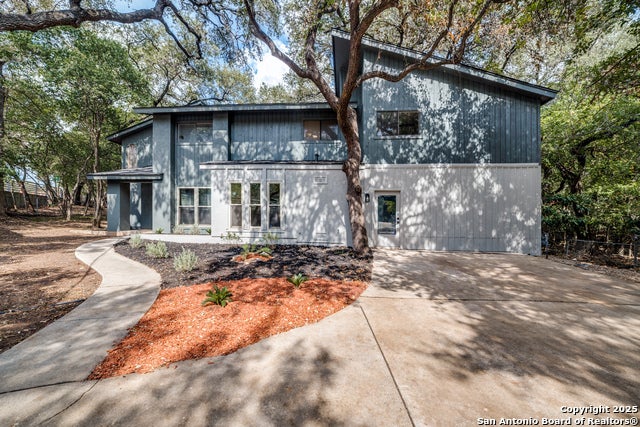 3295 Lockhill Selma, San Antonio